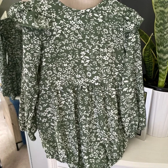 Romper - Picture 6 of 9